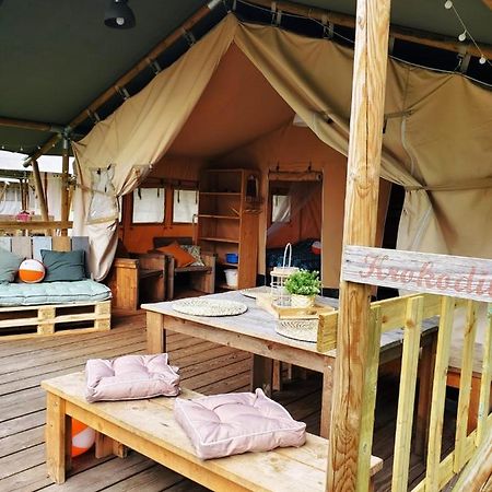 Vakantiepark De Bergen Wanroij - Safaritent Eksteriør billede