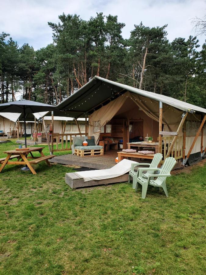 Vakantiepark De Bergen Wanroij - Safaritent Eksteriør billede