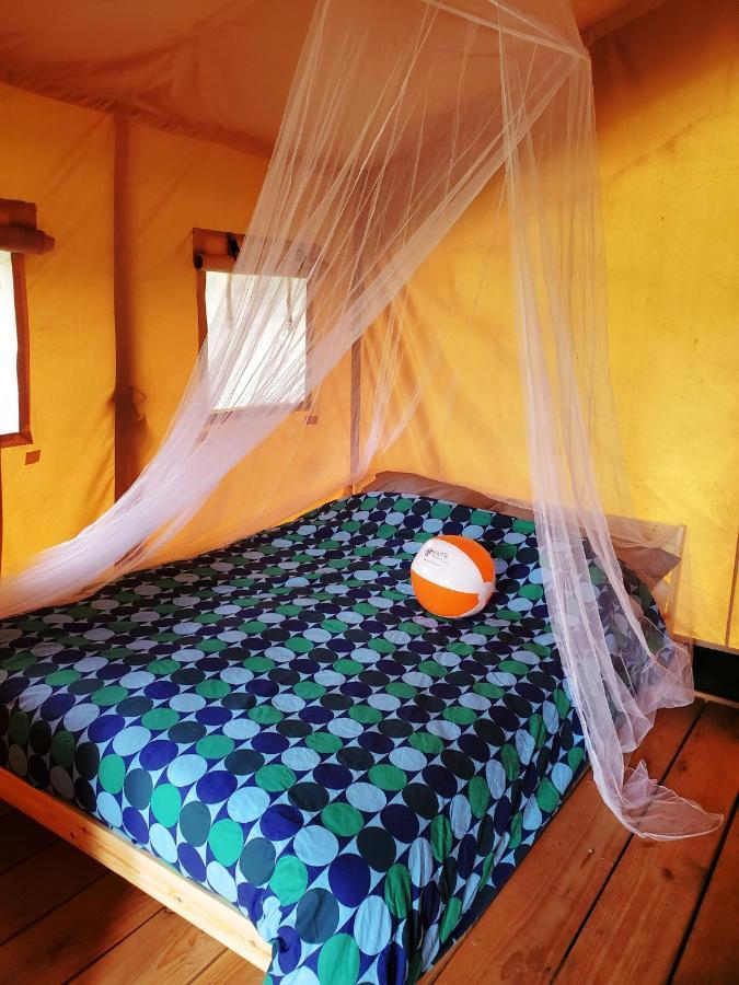 Vakantiepark De Bergen Wanroij - Safaritent Eksteriør billede
