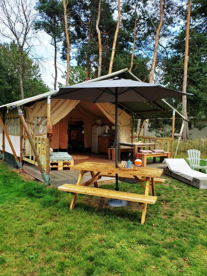 Vakantiepark De Bergen Wanroij - Safaritent Eksteriør billede